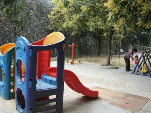 广州白天鹅公安宿舍二手房房源图片