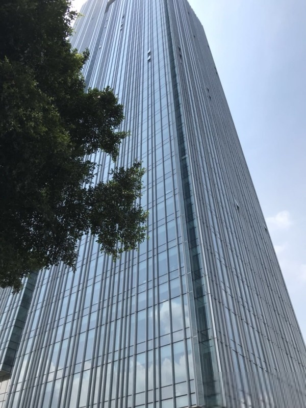 环球贸易中心 560方 磨碟沙地铁上 办公室出租