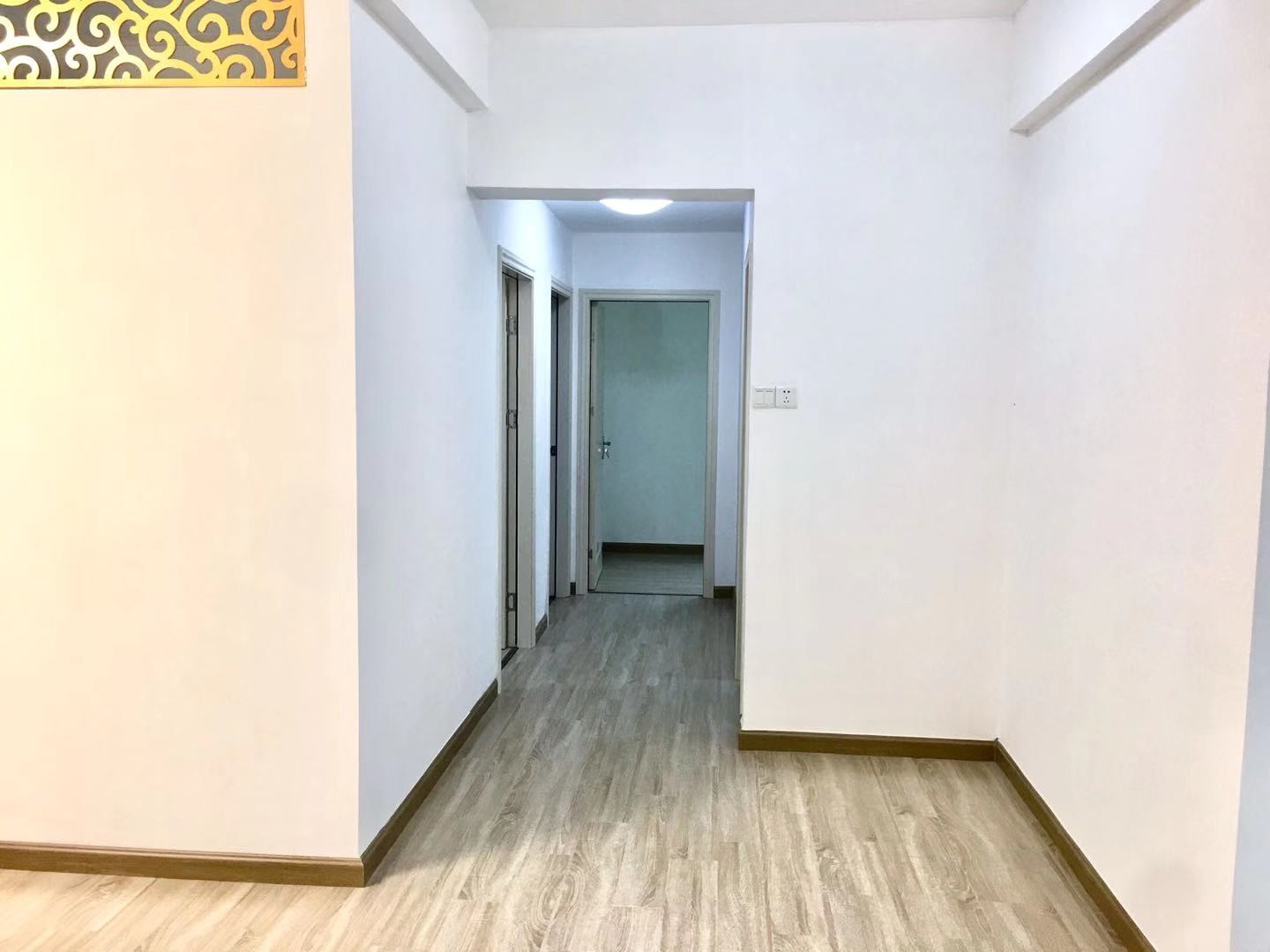 广州白天鹅公安宿舍二手房房源图片