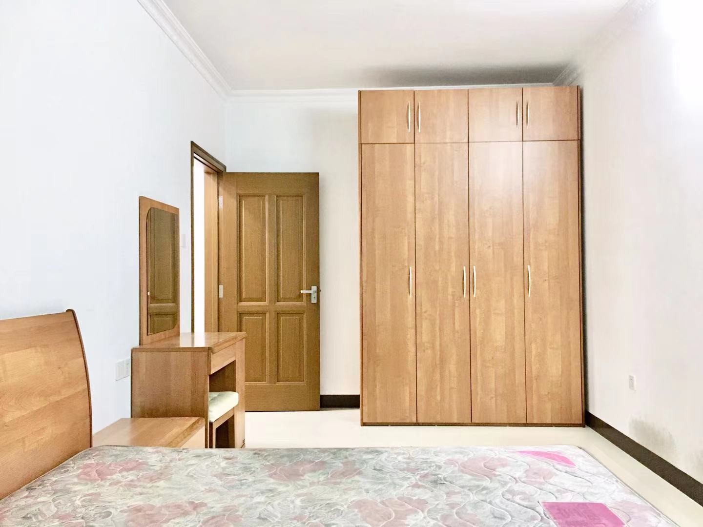 广州广州白天鹅花园二手房房源图片