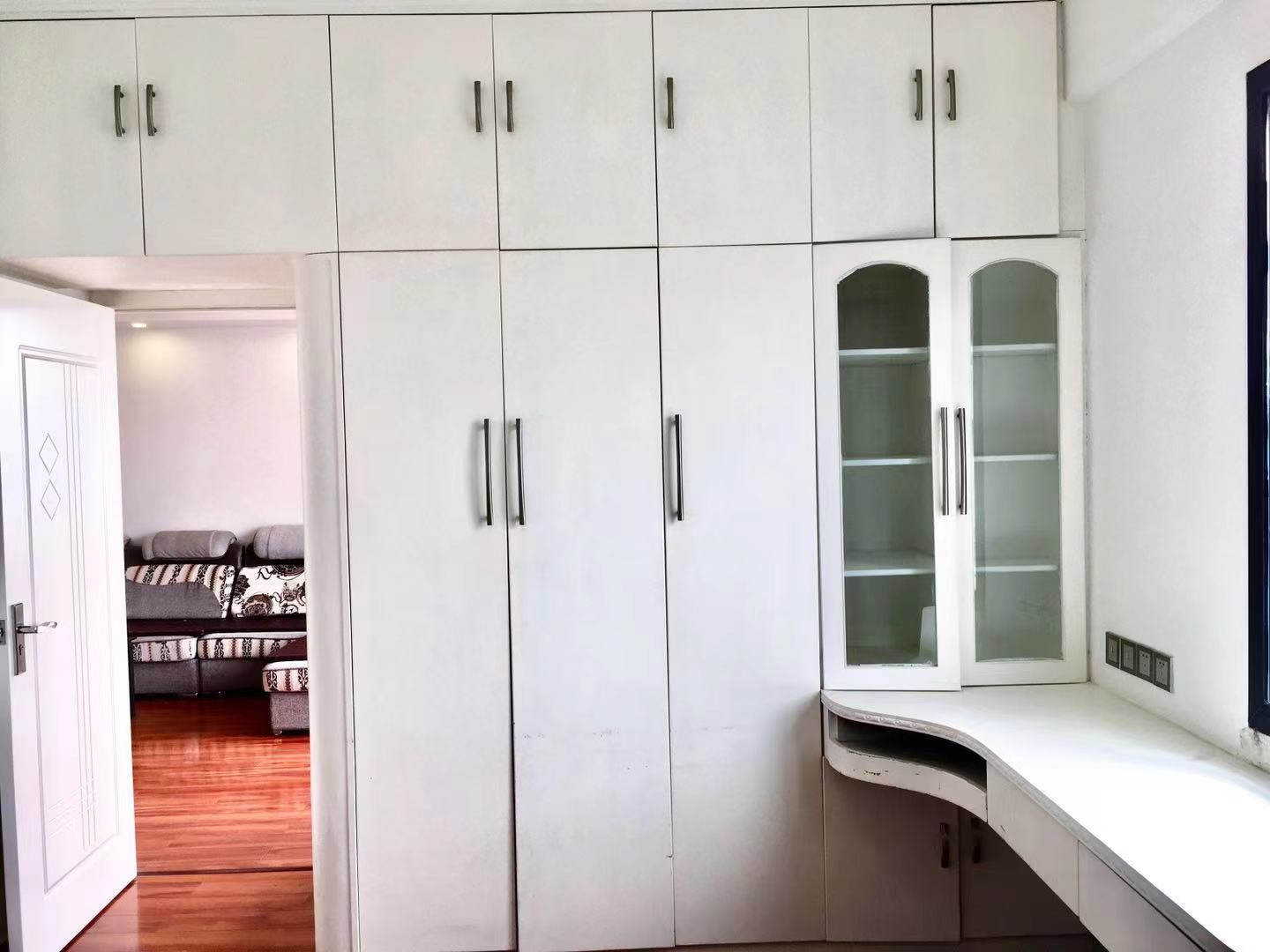 广州白天鹅公安宿舍二手房房源图片