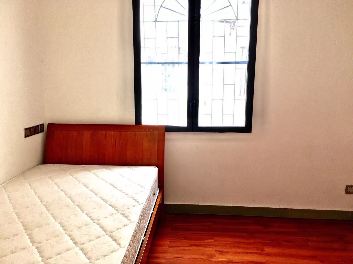 广州白天鹅公安宿舍二手房房源图片