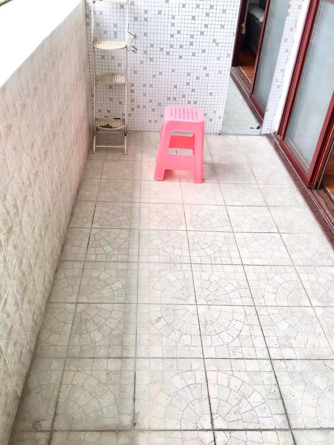 广州白天鹅公安宿舍二手房房源图片