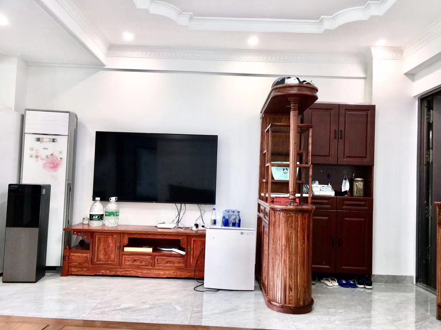 广州白天鹅公安宿舍二手房房源图片