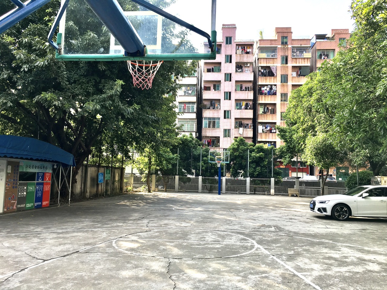 广州白天鹅公安宿舍二手房房源图片