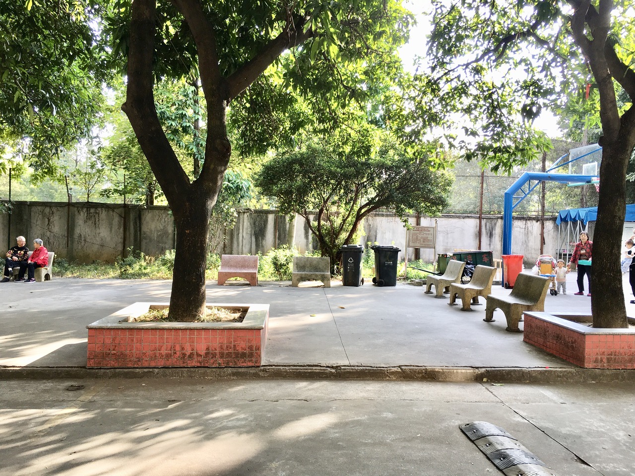 广州白天鹅公安宿舍二手房房源图片