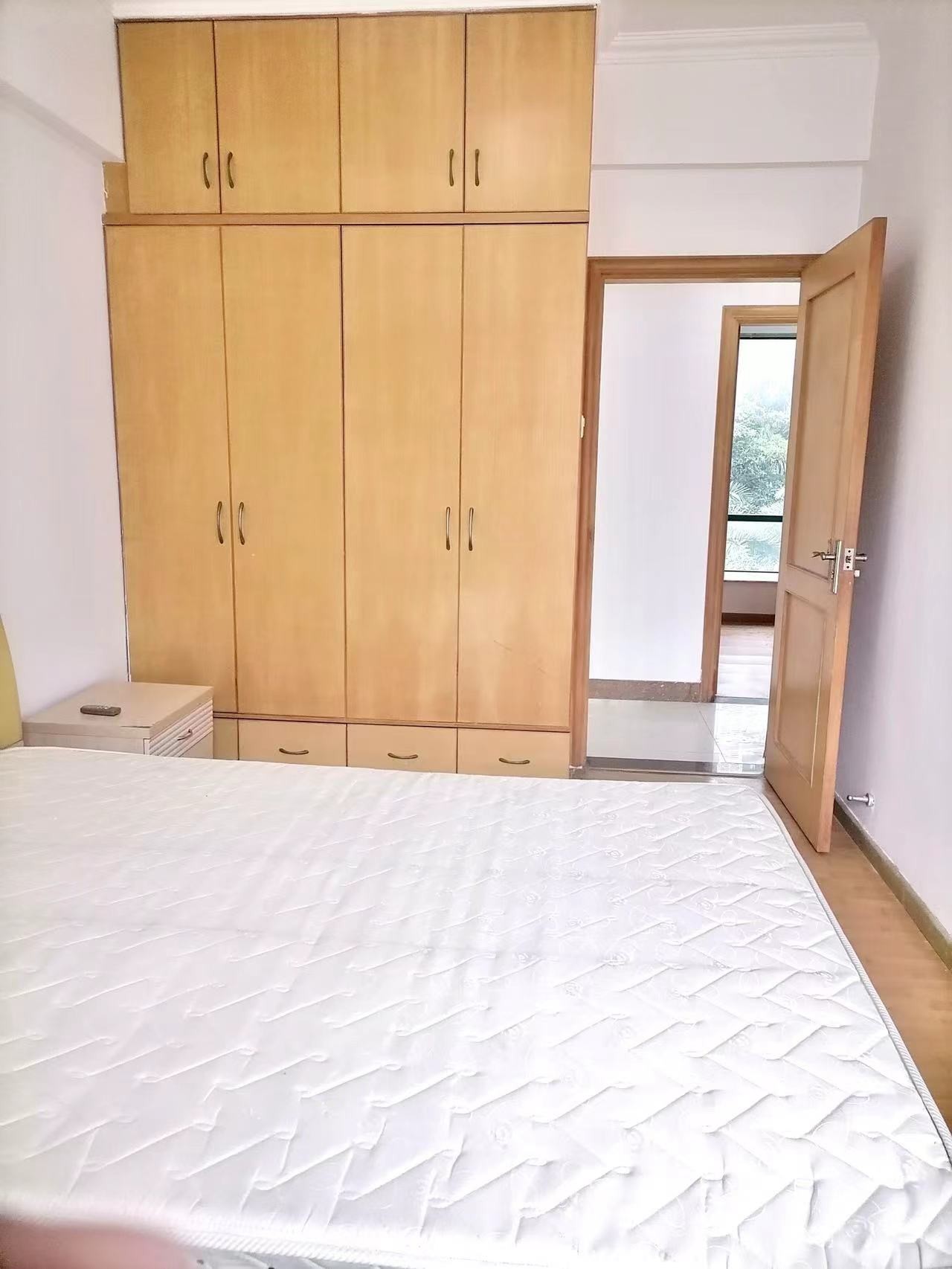 广州广州白天鹅花园二手房房源图片