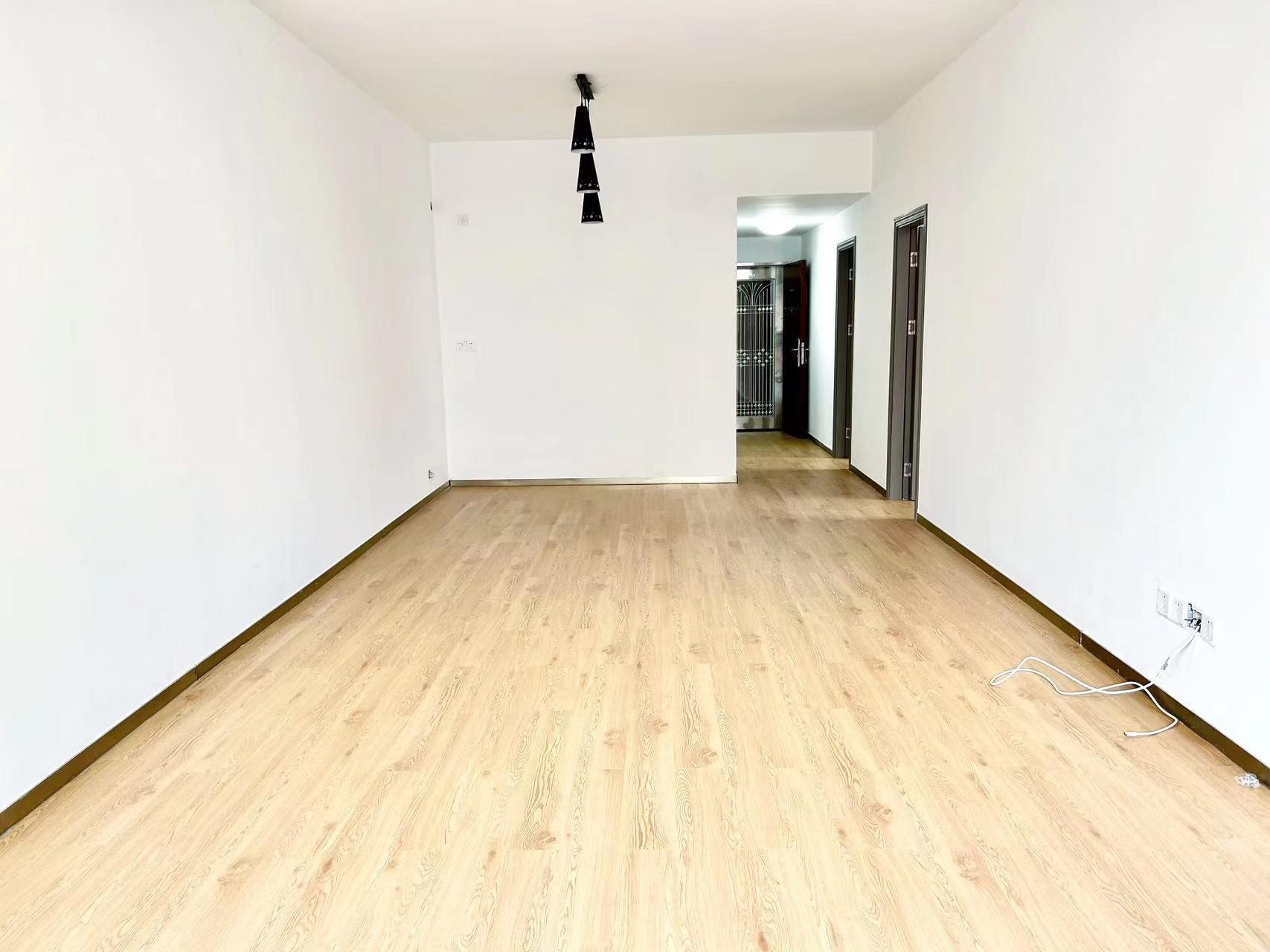 广州广州白天鹅花园二手房房源图片