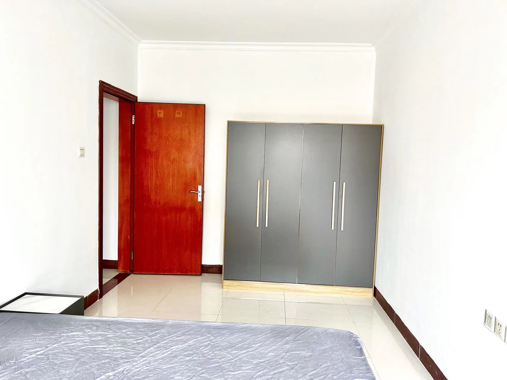 广州广州白天鹅花园二手房房源图片