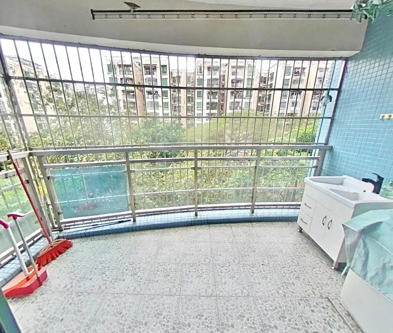 广州广州白天鹅花园二手房房源图片