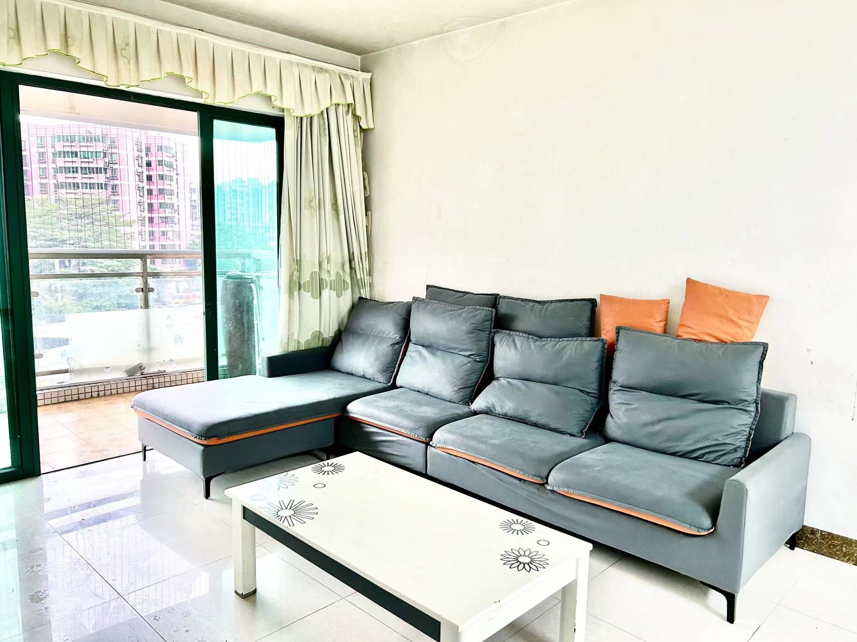 广州广州白天鹅花园二手房房源图片