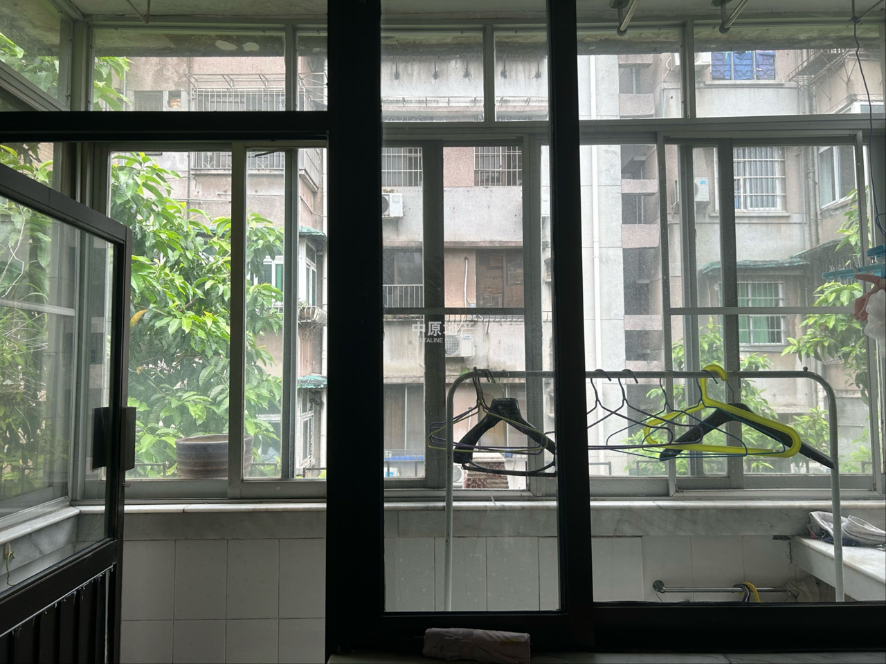 广州梅花路电力设计院宿舍二手房房源图片