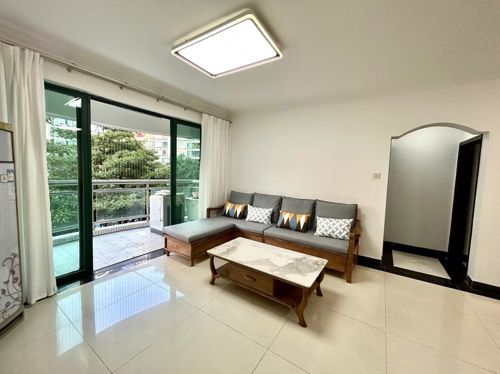 广州广州白天鹅花园二手房房源图片