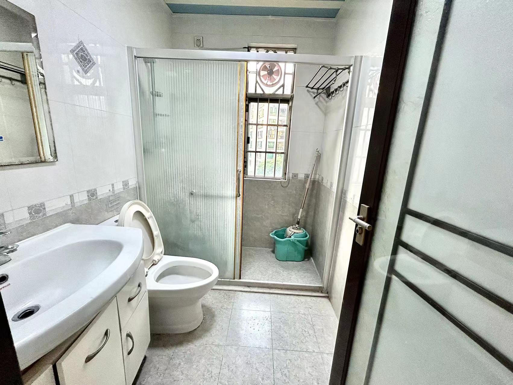 广州广州白天鹅花园二手房房源图片