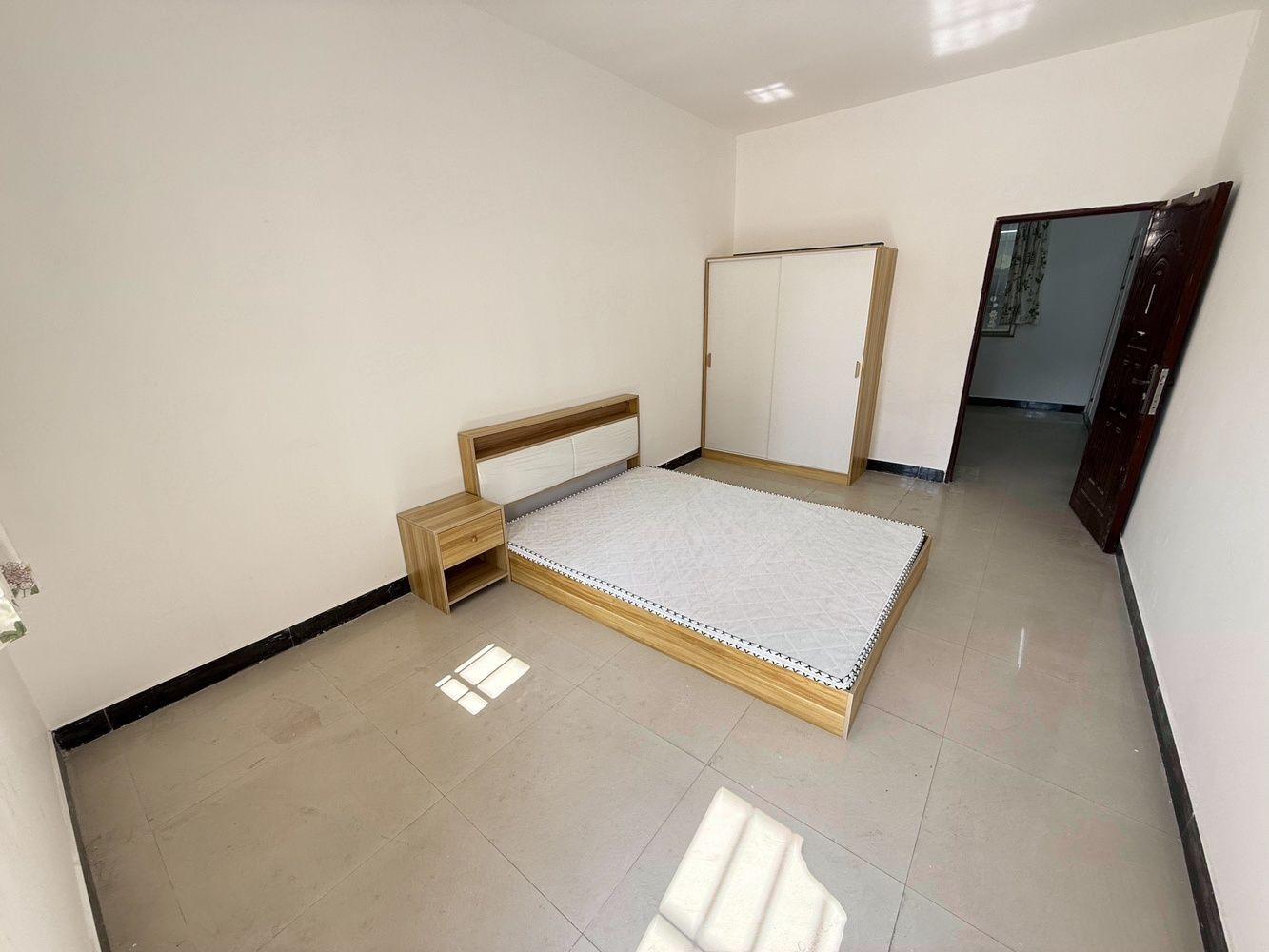 广州福今东路大院二手房房源图片