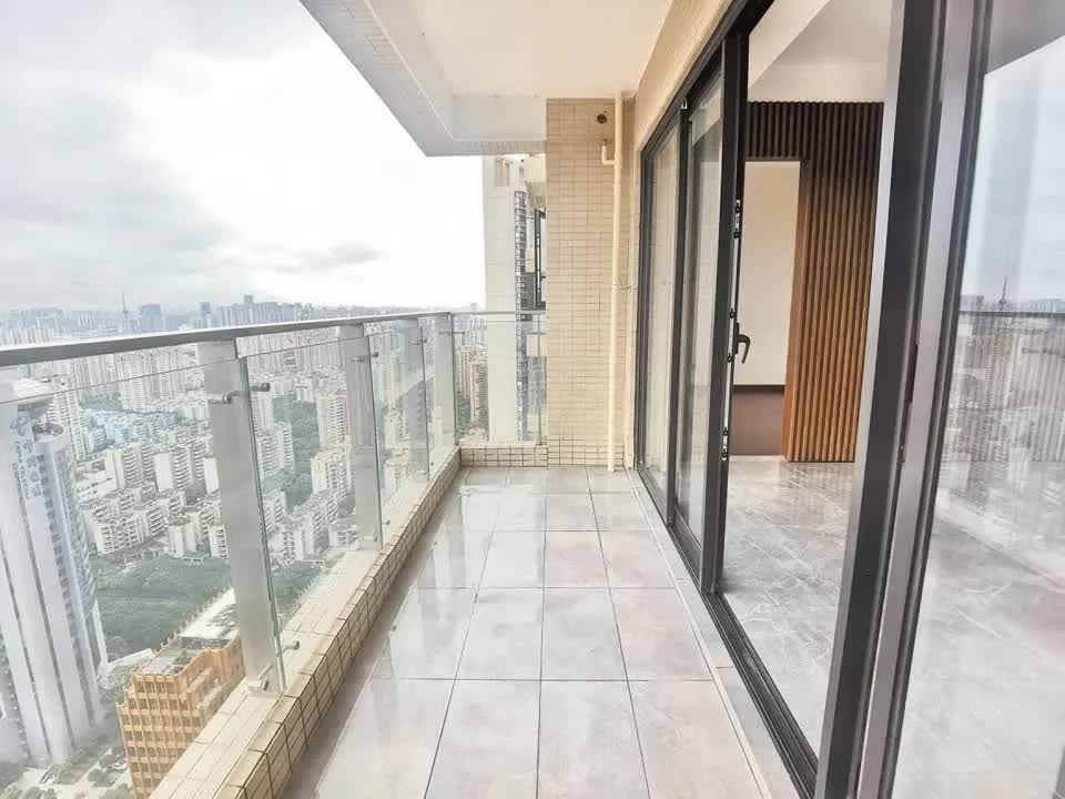 广州新福港鼎峰二手房房源图片