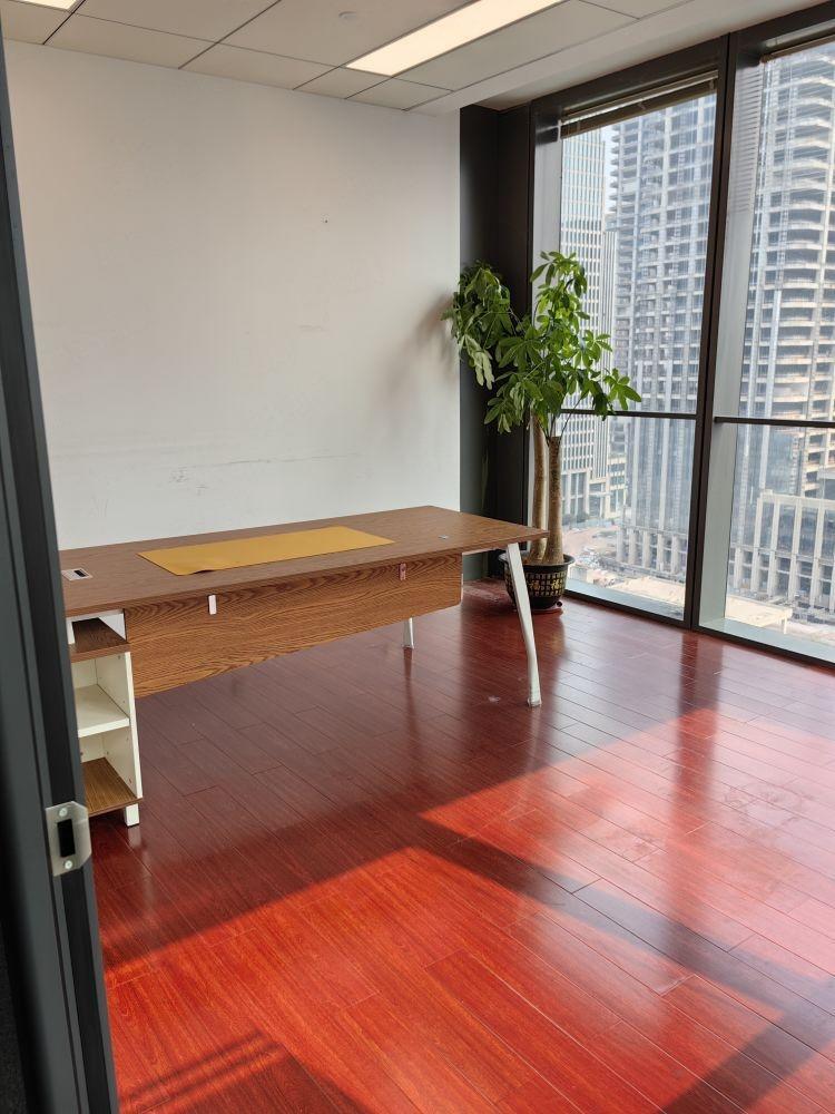 广州金融城绿地中心二手房房源图片