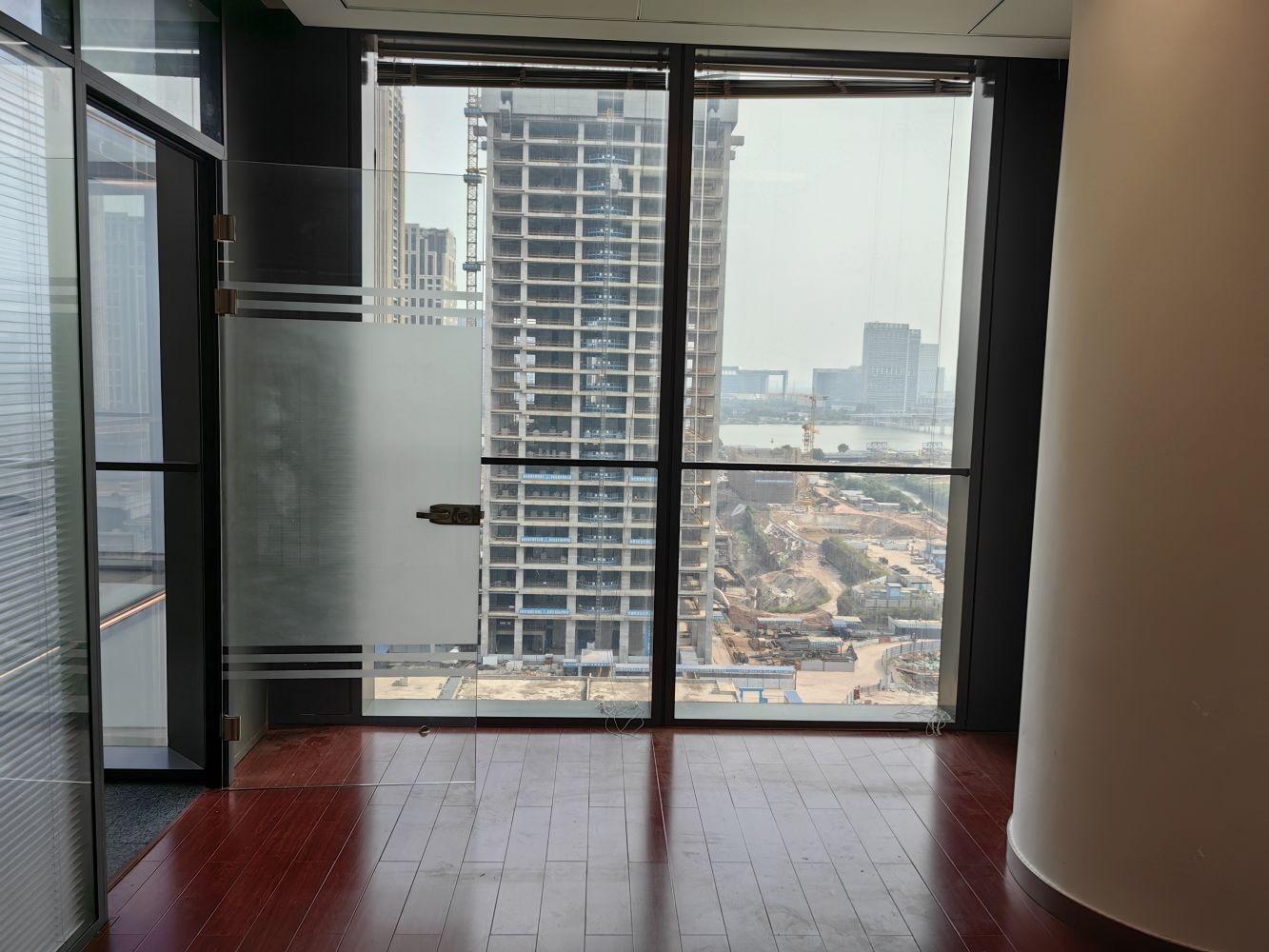 广州金融城绿地中心二手房房源图片