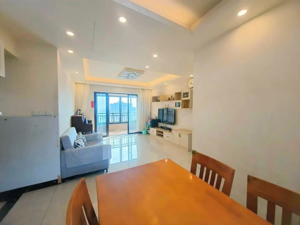 广州顺德绿地国际花都二手房房源图片