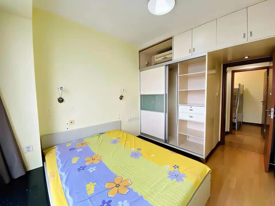 广州金碧翡翠华庭二手房房源图片