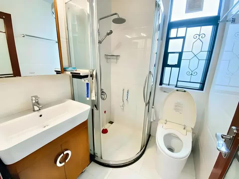 广州金碧翡翠华庭二手房房源图片