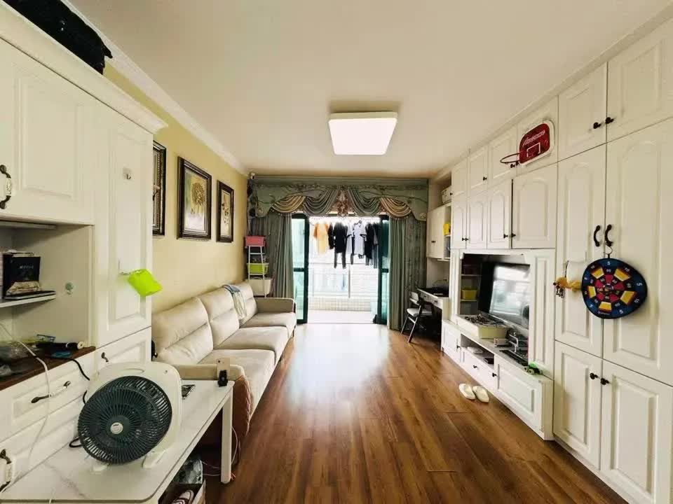 广州金碧翡翠华庭二手房房源图片