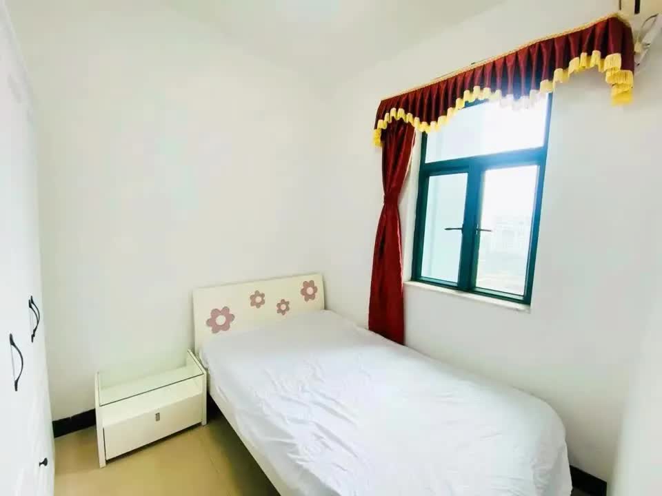 广州金碧翡翠华庭二手房房源图片