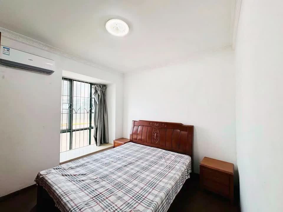 广州金碧翡翠华庭二手房房源图片