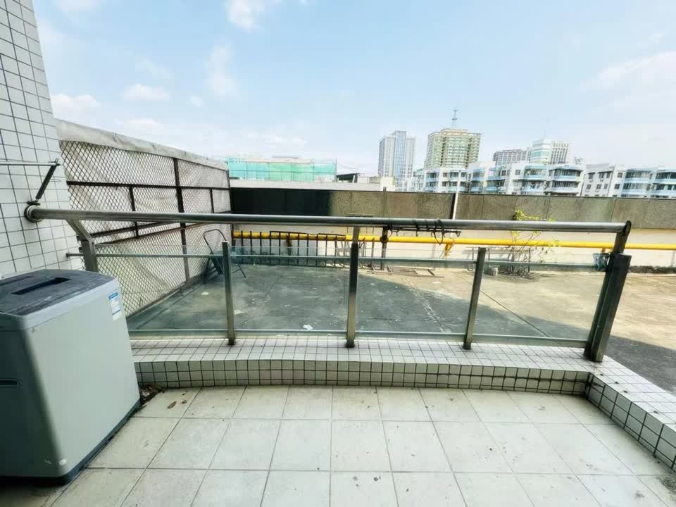 广州金碧翡翠华庭二手房房源图片