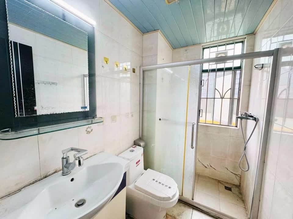 广州金碧翡翠华庭二手房房源图片