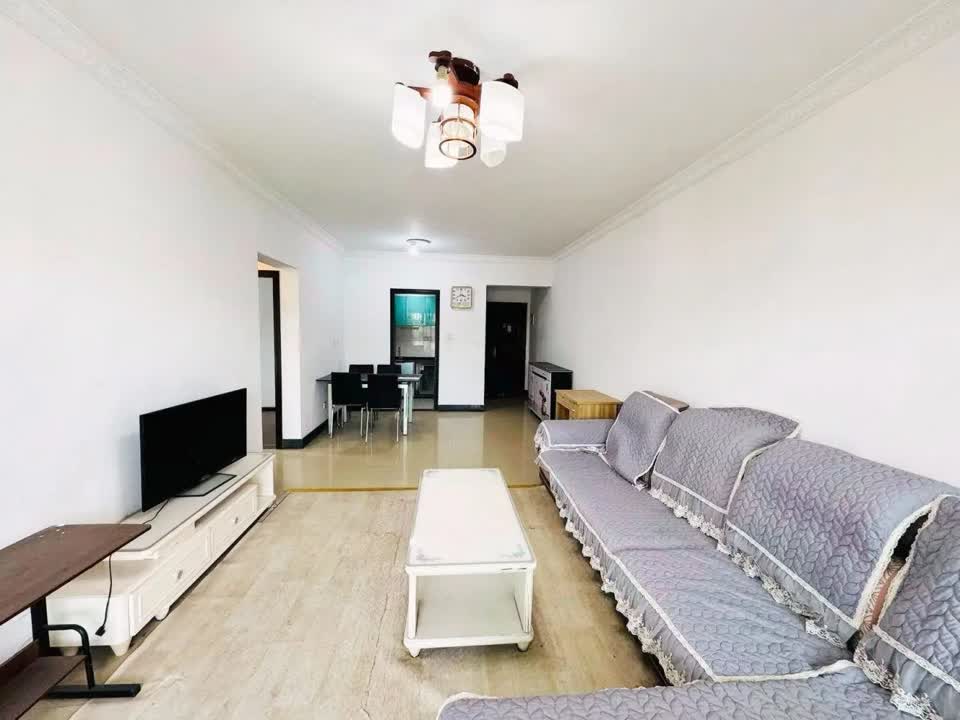 广州金碧翡翠华庭二手房房源图片