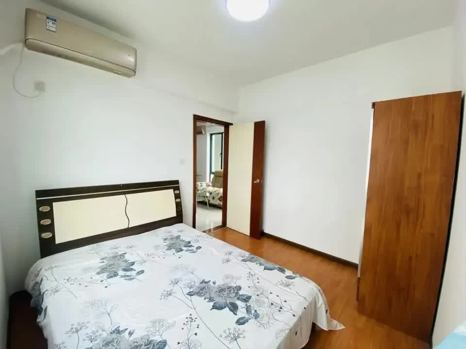 广州金碧翡翠华庭二手房房源图片