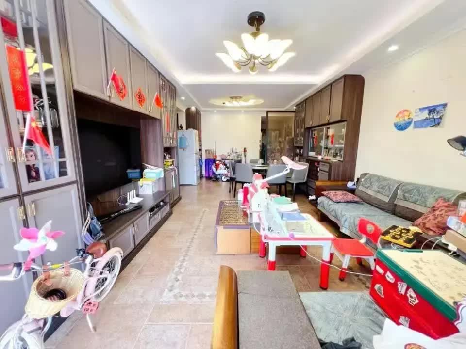 广州伊顿18二手房房源图片