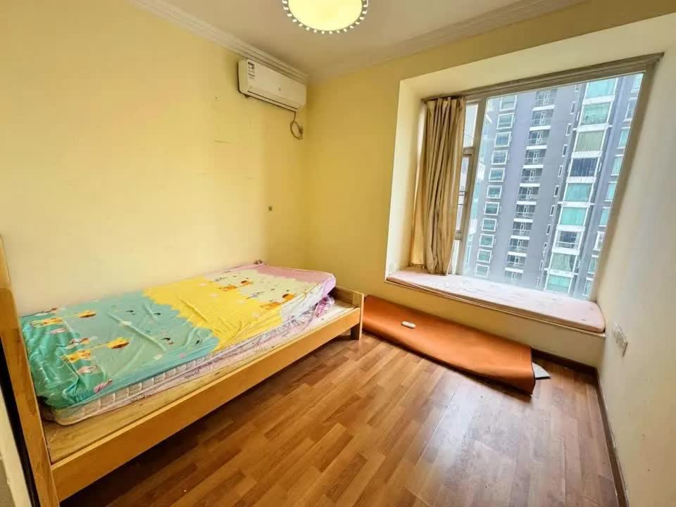 广州伊顿18二手房房源图片