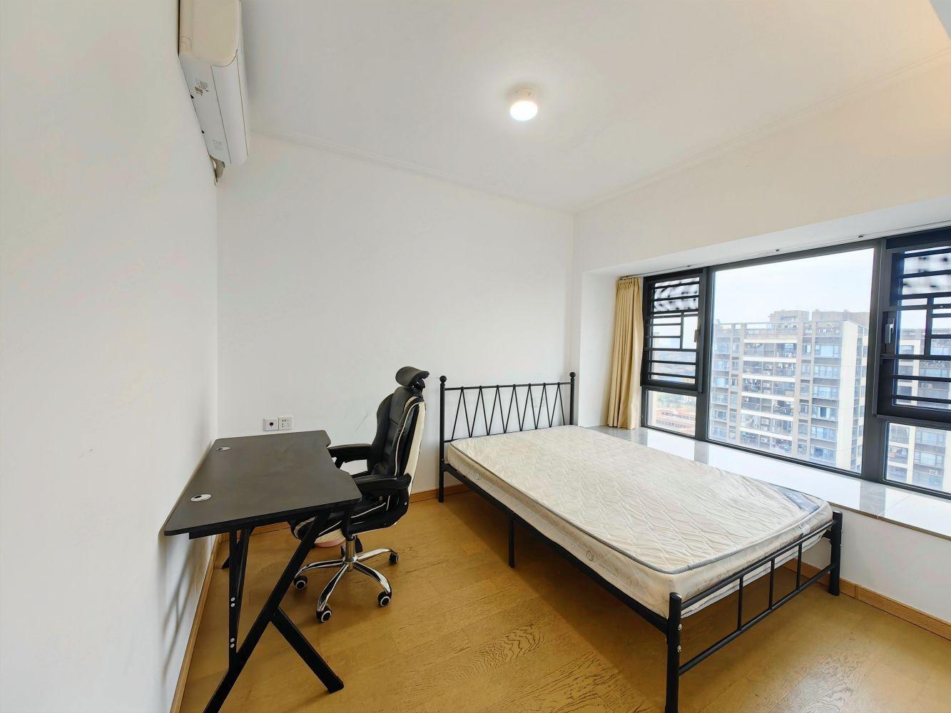 广州卓越万科朗润园二手房房源图片