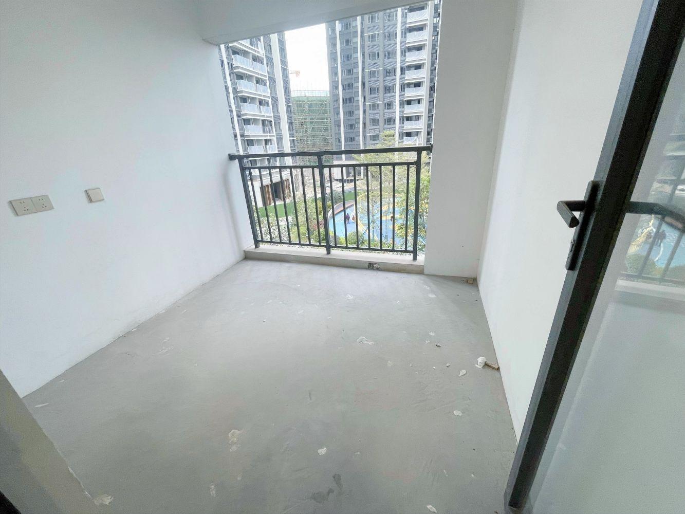 广州港龙·滨江公园二手房房源图片