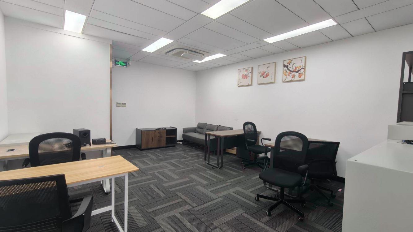 广州保利克洛维广场二手房房源图片