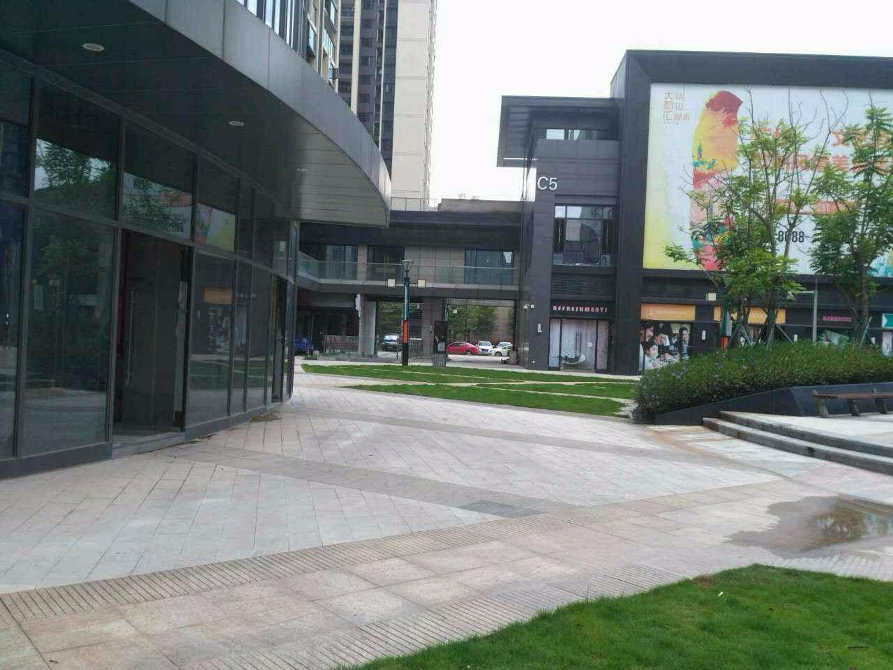 保利大都汇写字楼少 有放租大平层已有隔间精装随时起租9