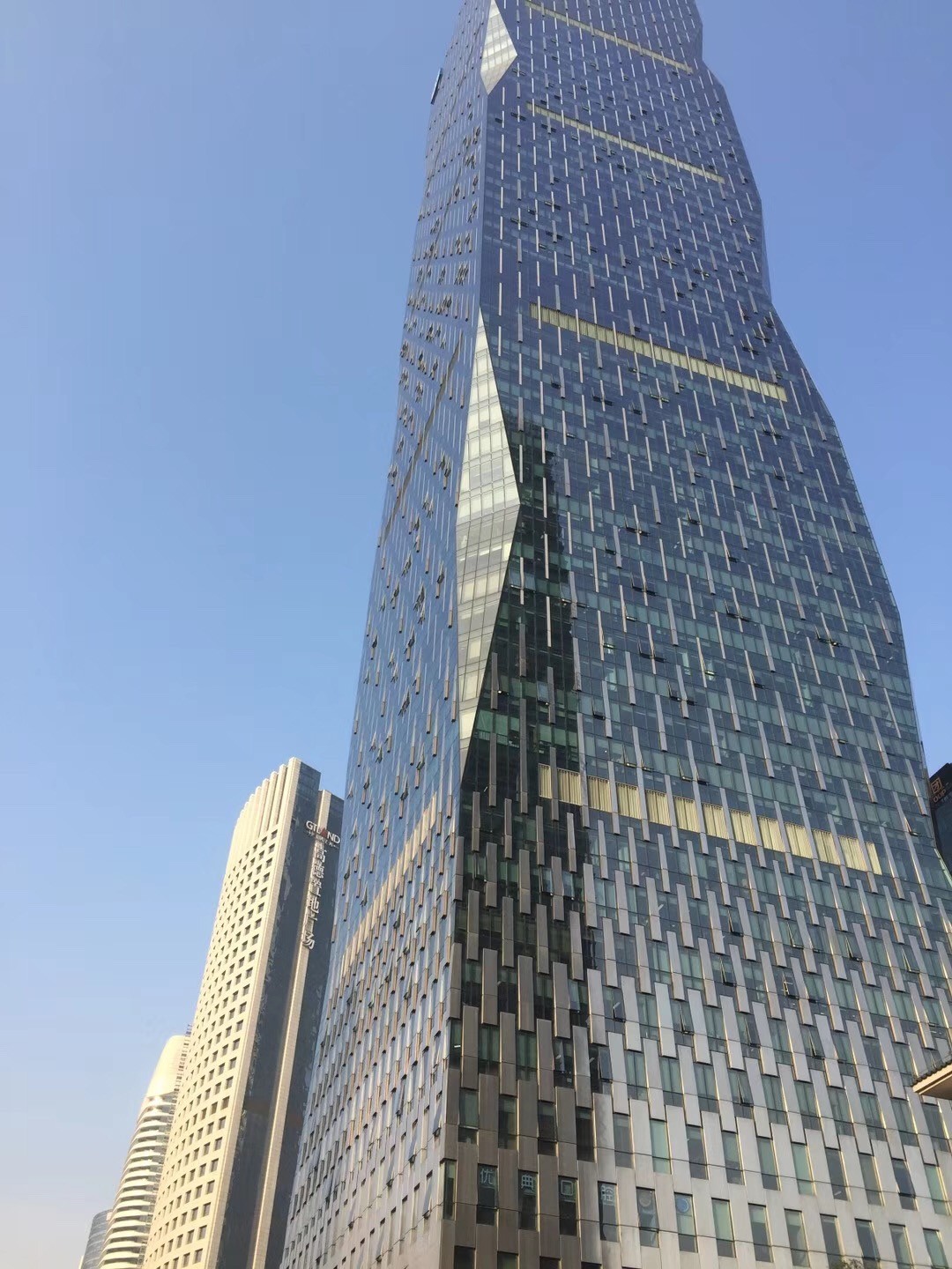 富力盈凯广场 豪华装修 双地铁连廊直达 望江望小蛮腰
